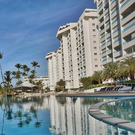 Marbella Towers Beachfront 2 Bedrooms Juan Dolio Bagian luar foto